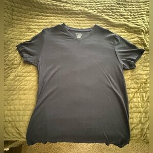 William Rast men’s navy blue V neck t-shirt